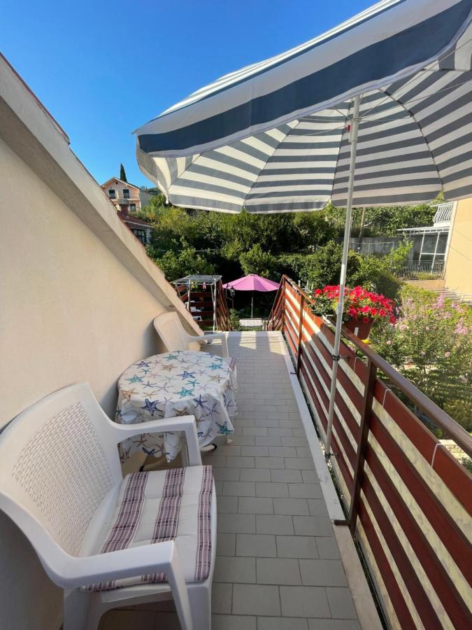 Perun Guest House Mlini Exterior foto